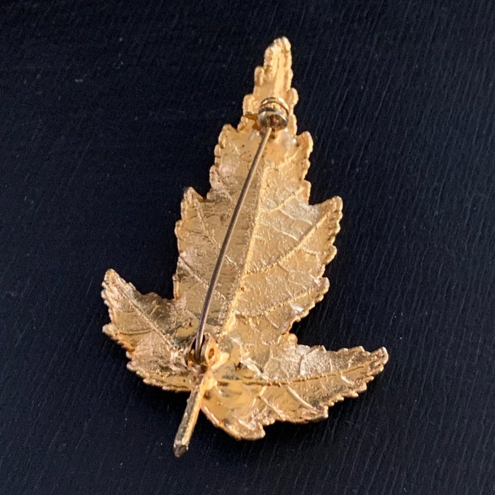 Gold-Dipped Leaf Brooch | 10k - image 4